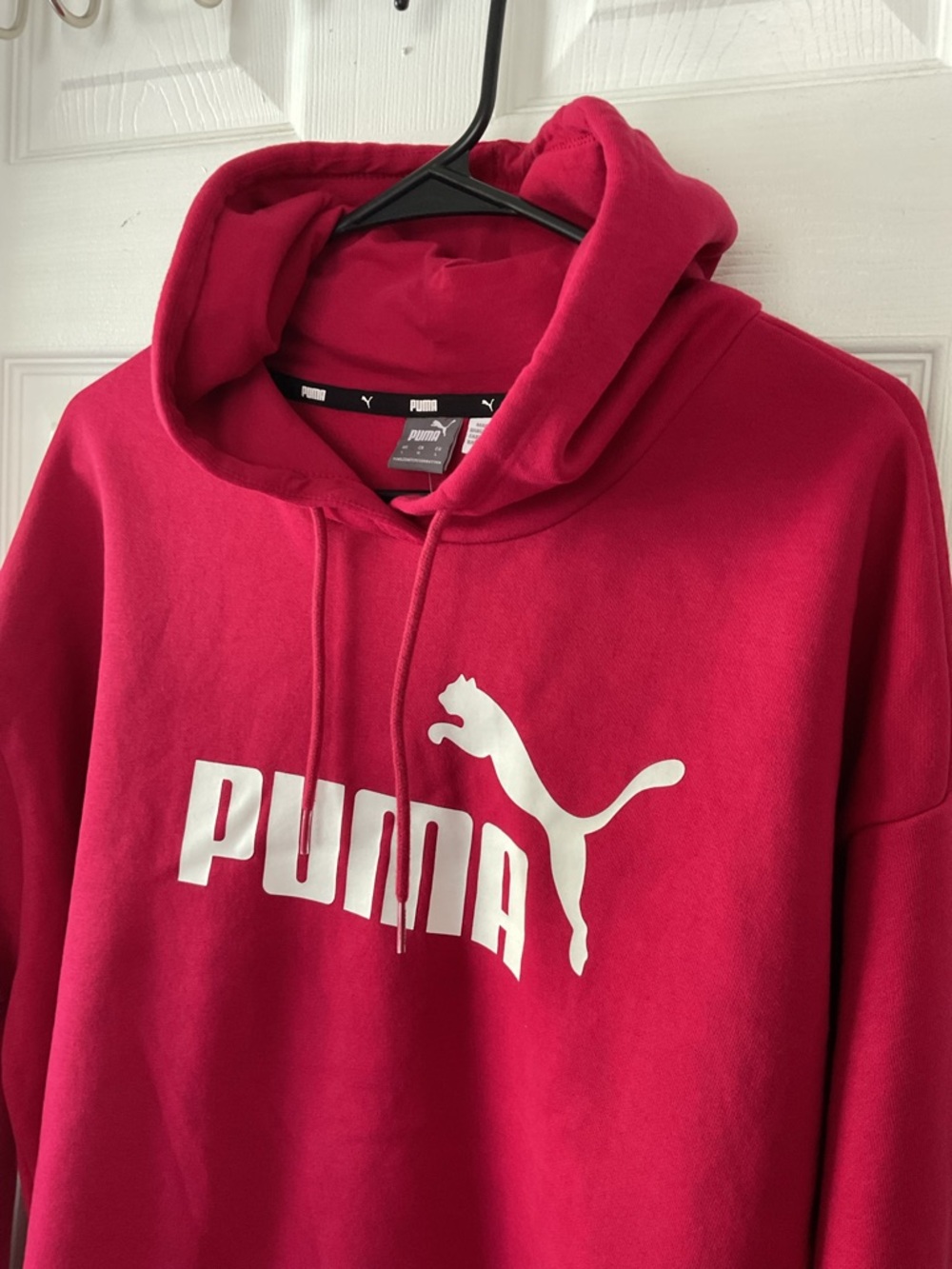 Puma Cropped Hoodie Red Pink Logo Pullover Sweatshirt Women’s L NWT - Picture 3 of 10